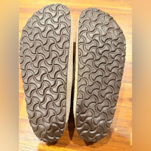Birkenstock Taupe Suede Clog with Buckle - Size 40 L9/M7 - Picture 5 of 5